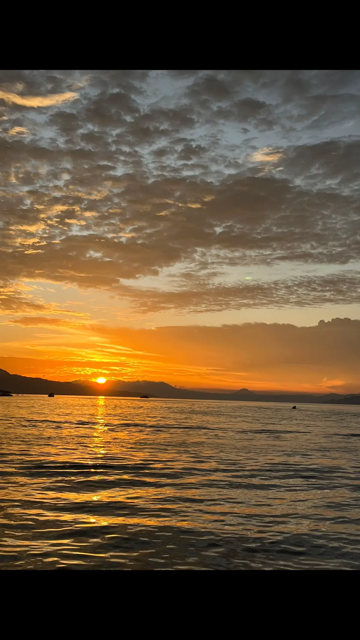 sunset parapat Nauli danau toba