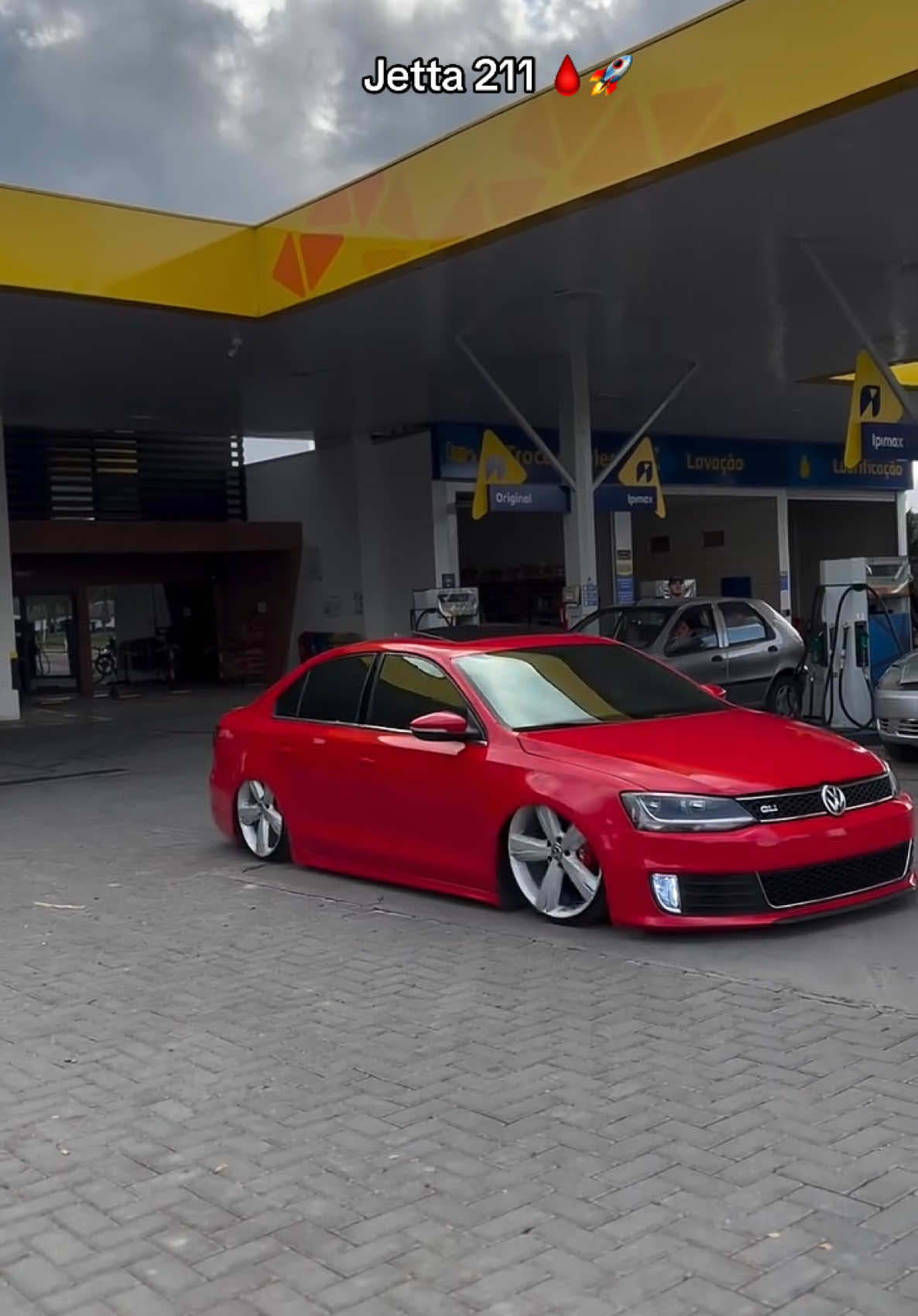 Jetta tsi vermelho top demais  #jetta #vw #carrosrebaixados #foryoupage 