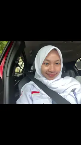 abis ini bed nya tiba tiba udah ganti aja dah #agit 