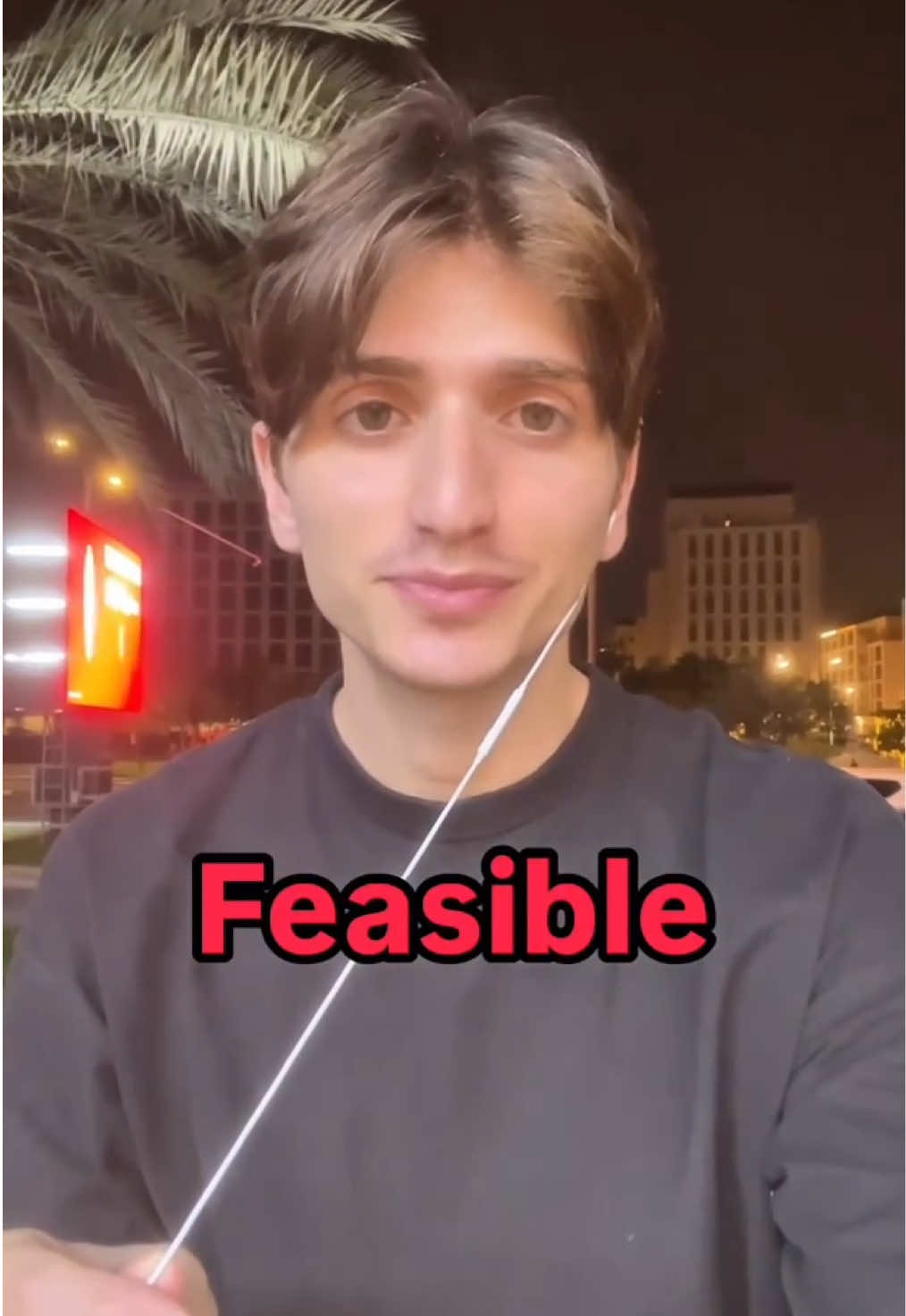 ✅ Feasible ….. تعني: ممكن تحقيقه أو قابل للتنفيذ. 📌 إذا جاءت في جملة مثبتة (بدون “not”)، يكون المعنى: الشيء يمكن تحقيقه. 📌 إذا جاءت في جملة منفية (مع “not”)، يكون المعنى: الشيء غير ممكن تحقيقه. مثال مثبت: ✅ This plan is feasible. هذا الخُطّة ممكن تنفيذها. مثال منفي: ❌ This idea is not feasible. هذه الفكرة غير قابلة للتنفيذ. ⸻ ‏#l#learnenglishl#learne#englishlearninge#englishالعرب 