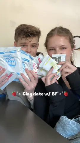 Clay date YAAAAA😛 @Merrick #claydate #couple #DIY 
