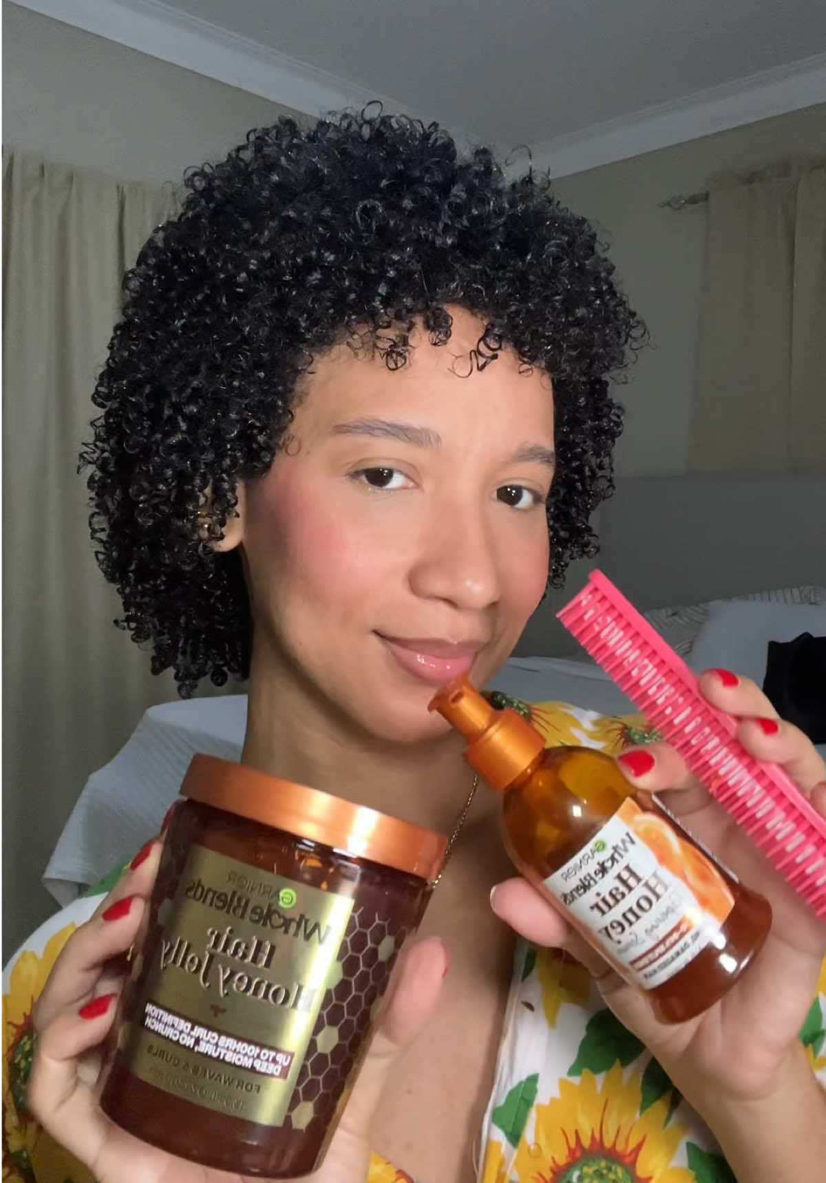 Definición de rizos 3C- 4A con el Hair Honey Jelly de Garnier 🍯🐝✨ Esta vez con mi cepillo favorito para definirme el cabello 😍 @GarnierUSA #curlyhair #curlyhairtutorial #curlygirl 