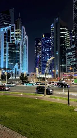Weekend vibes at #cornicheqatar #doha #dohaqatar🇶🇦 #qatar #qatartiktok #tiktokqatar #arab #ArabTikTok #faded #alanwalker #tiktoktravel #fyp #4u #foryoupage #masukberanda #landscape #backpacker #visitqatar #peaceful 