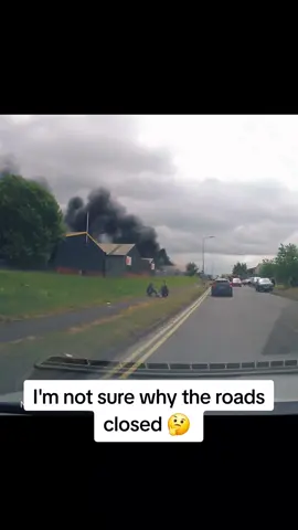 #ukdashcam #dashcamvideos #firefighter #traffic #roadclosed #ukbaddriving #dashcamuk #dashcamvideos 