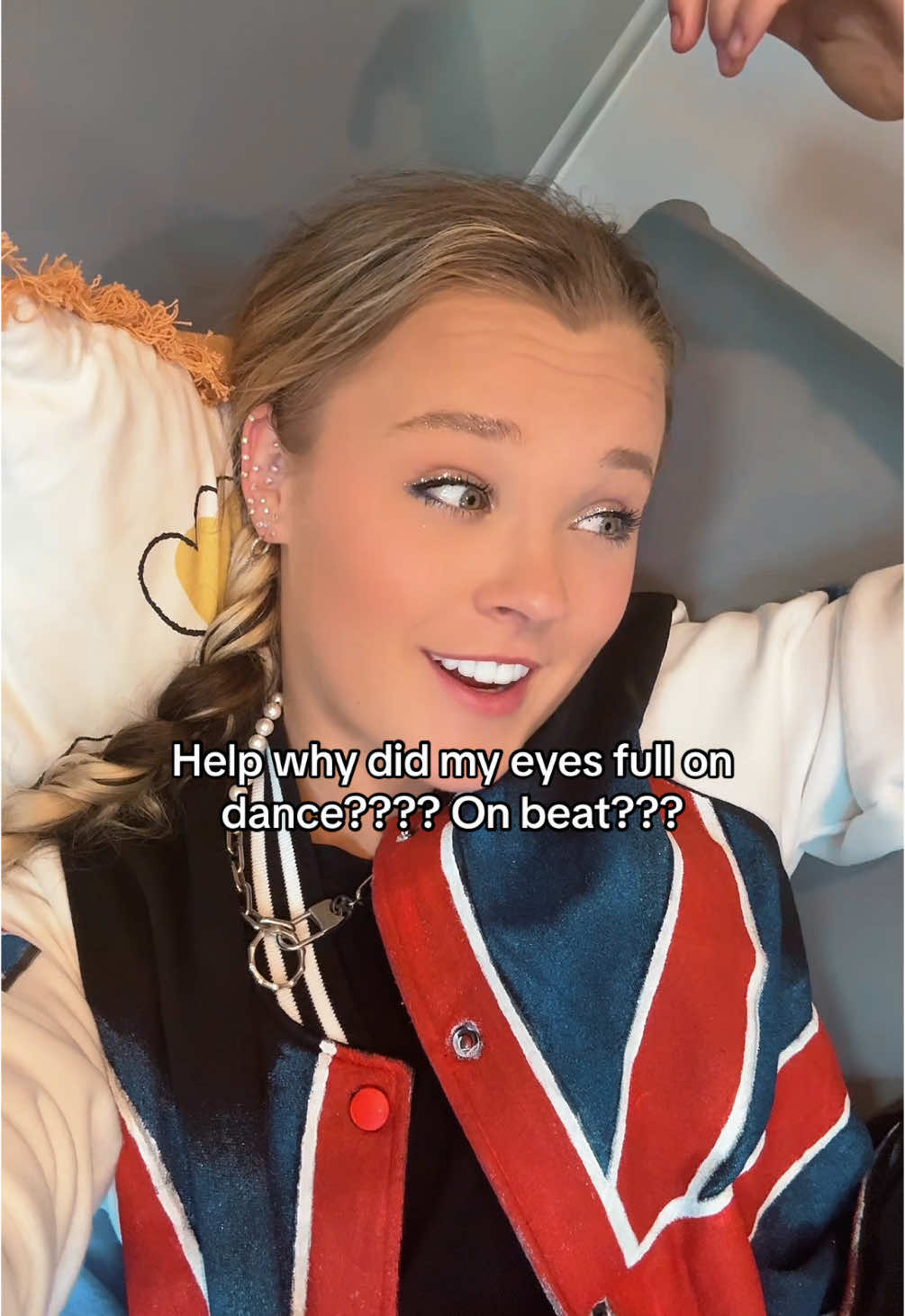 I was just filming this for fun and watched it back and noticed my eyes???????? 👀 why did they do that and why am I kinda into it