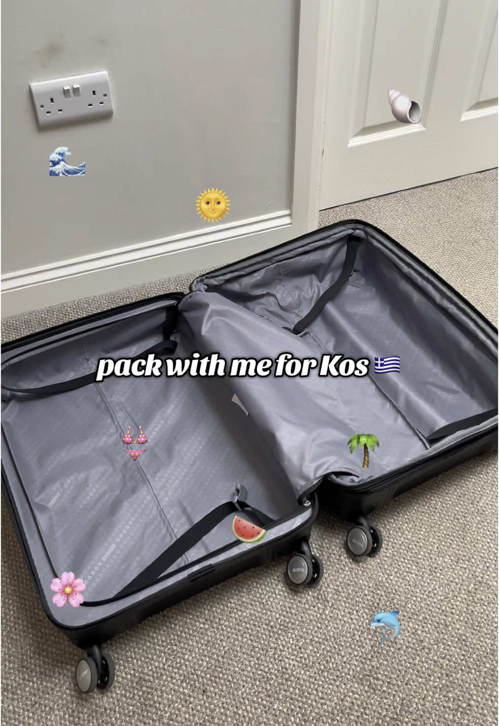 Pack with me for my holiday to Kos🇬🇷✈️🏝️ #packwithme #holiday #vacationmode #kos #greece #suitcase #travel #getaway #Summer #sunshine #allinclusiveresort 