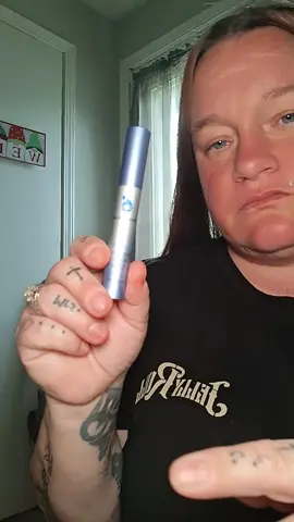 Fuller lashes + real brows = less makeup, more glow. Obsessed. Hashtags: #LashGrowthSerum #BrowGoals #TikTokShopFinds #NoMakeupLook #NaturalGlowUp #LashAndBrowRoutine #selfcareshortcut 