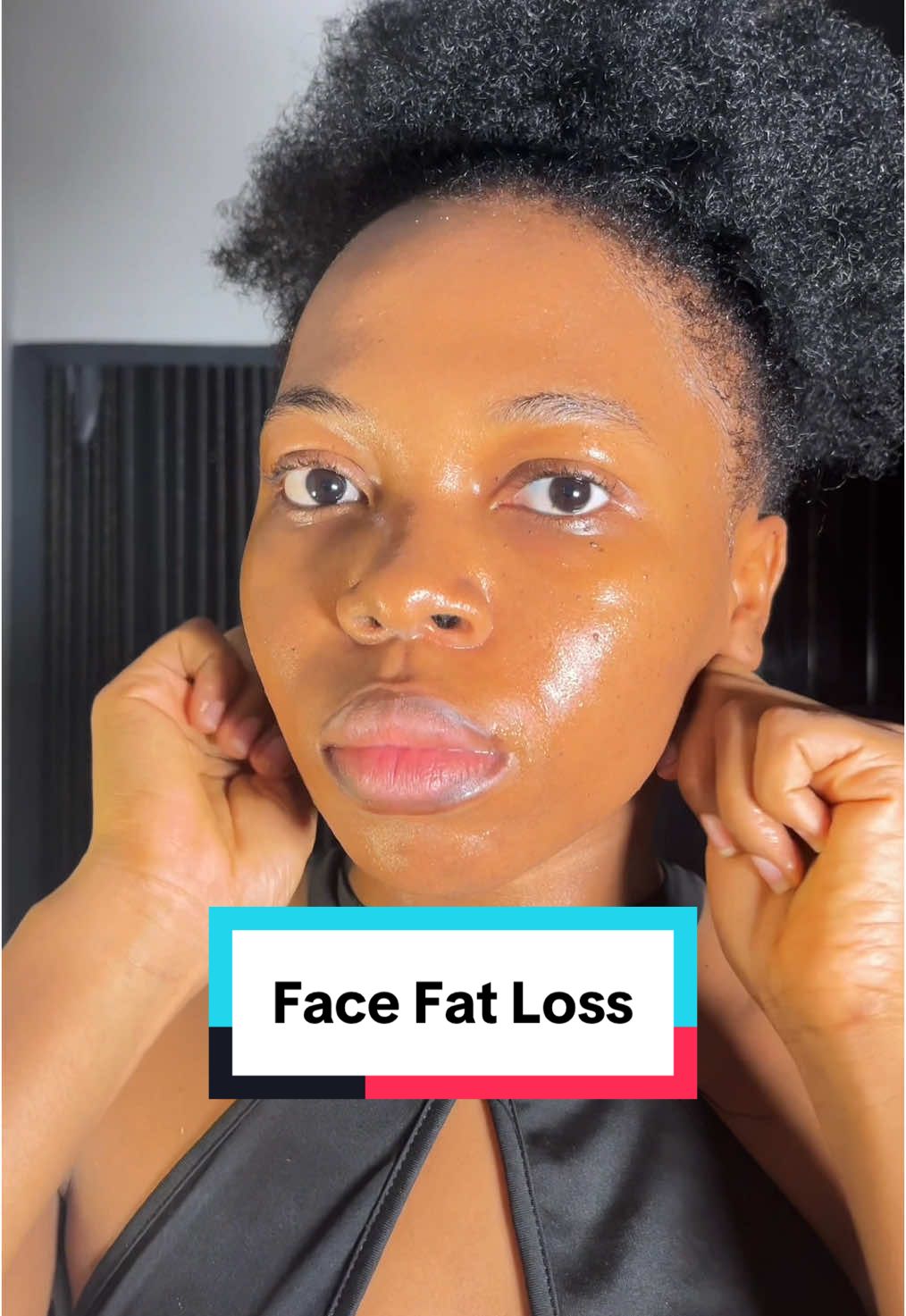 Love the fact I made a video if the first clip, this whole face fat thing actually makes someone look a lot older than their age and back then I didn’t kid but seeing the difference now makes a whole lotta sense #skincare #skincaretips #facefat #facefatloss #SkinCare101 #guasha #skincareviral #skincaretiktok #skincarevideo #fyp 