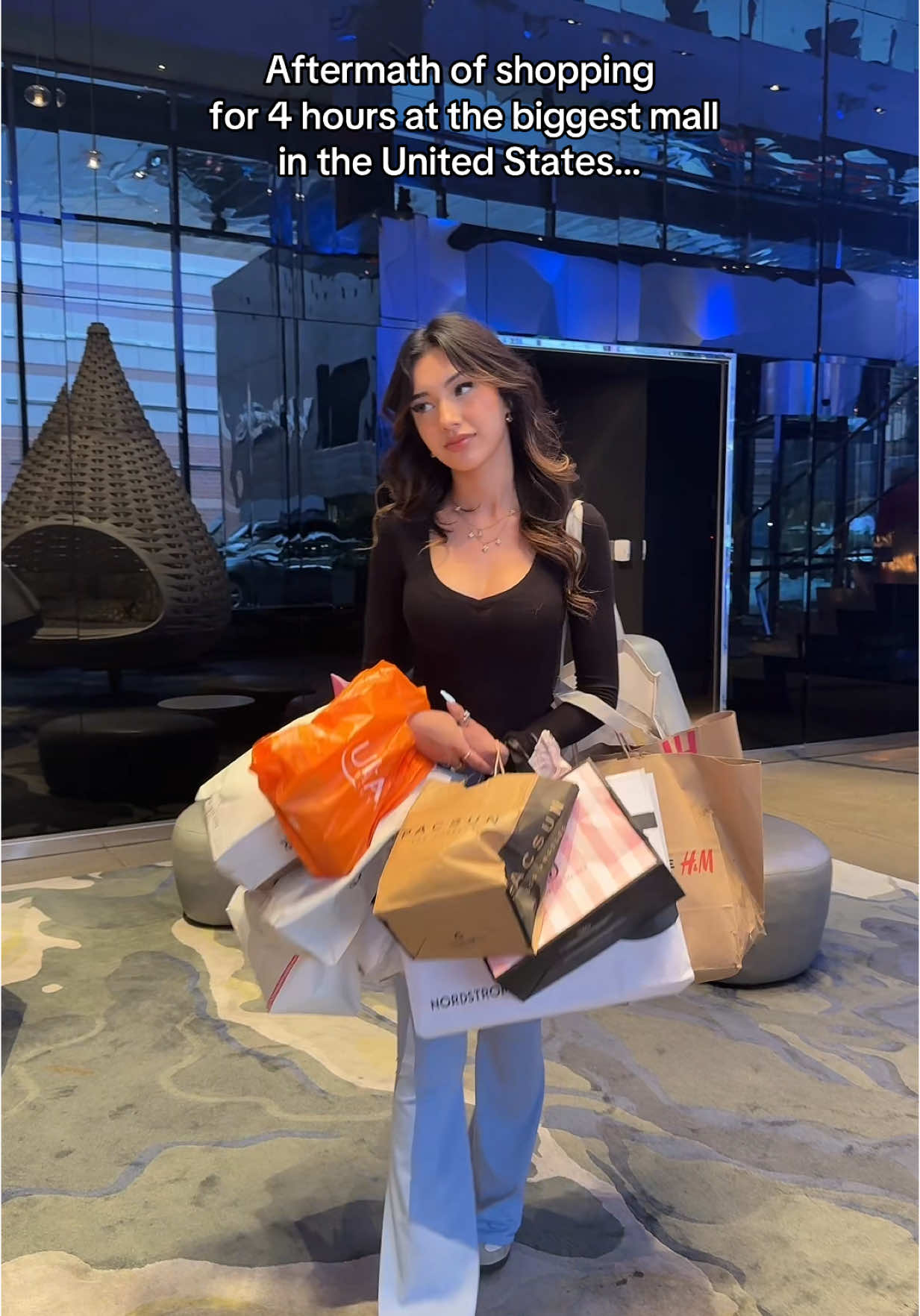 A girls dream place to visit 🙂‍↕️🫶✨ #shopping #ShoppingSpree #shopaholic 