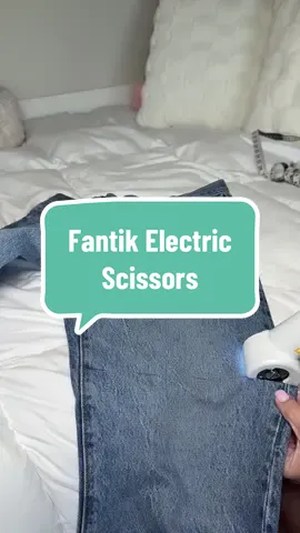 The way I’m cutting up all my old clothes with these electric scissors from @Fanttik No more cardboard cuts or broken nails either. #fanttik #electricscissors #electricboxcutter #cardboard #boxcutter #fabriccutting #fanttiksuperbrandday #tiktokshopfathersday #tiktokshopsummerturnup #tiktokshopcreatorpicks #truegreta 