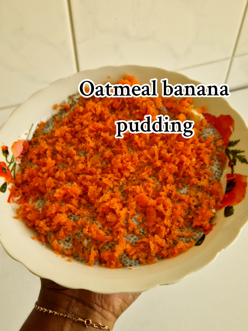 Oatsmeal banana pudding recipe #oatmeal #banana #oatmealbanana #bananaandcreamoatmeal #bananaoatmeal #chiaoats #chiaoatspudding  #carrotoatmeal #breakfast #breakfastideas #EasyRecipe #foodtiktok #creatorsearchinsights 