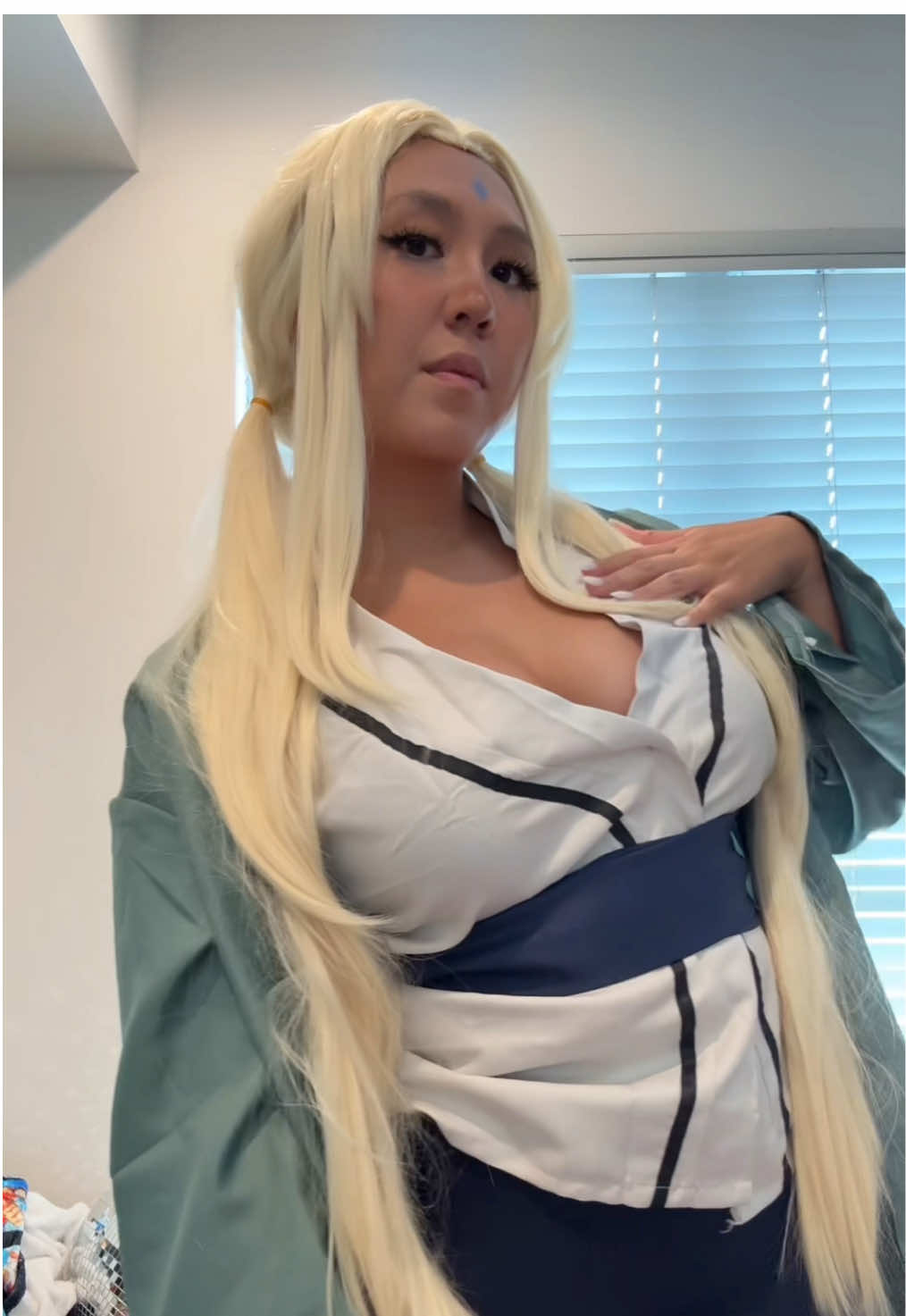 Lady Tsunade is here! 😊  #naruto #narutocosplay #tsunade #tsunadecosplay #cosplay 