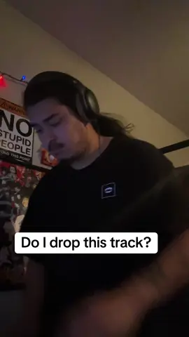 Lmk :) #meme#lmao#yest#dubstep#producer#dj#headbang