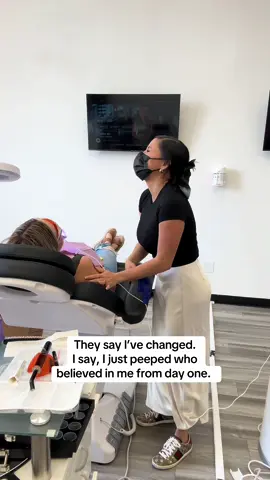 She’s been with me since the very beginning… 4 years of trust, support, and shared growth. Clients like her are the reason I keep going. So grateful for the loyalty, love, and every moment in between 💕 #sanantonio #clients #teethwhitening #sanantonioteethwhitening #entrepreneur 