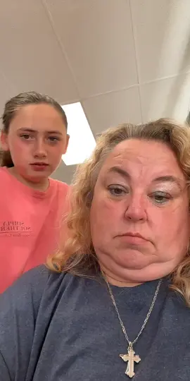 #tiktoklive #livehighlights I have never been live before. There is a first time for everything. I may have to keep doing this with my daughter she seems to like it. If you have topics to discuss I’m open for suggestions. 