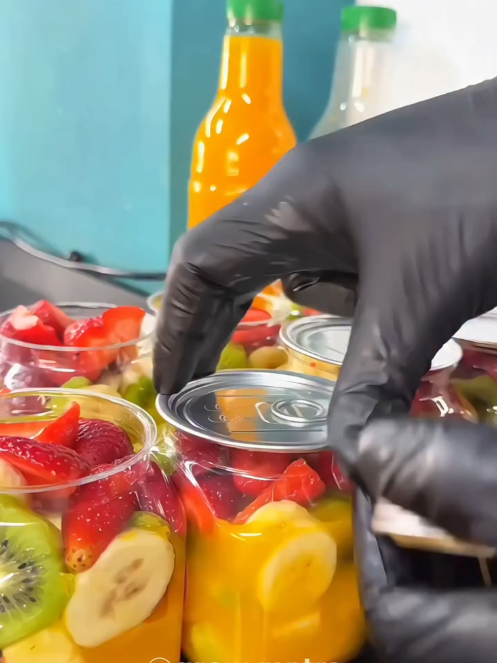 Unique business idea✨@grow.mntra #fruitdrink #drink #busniess #instagram #reels #marketing 