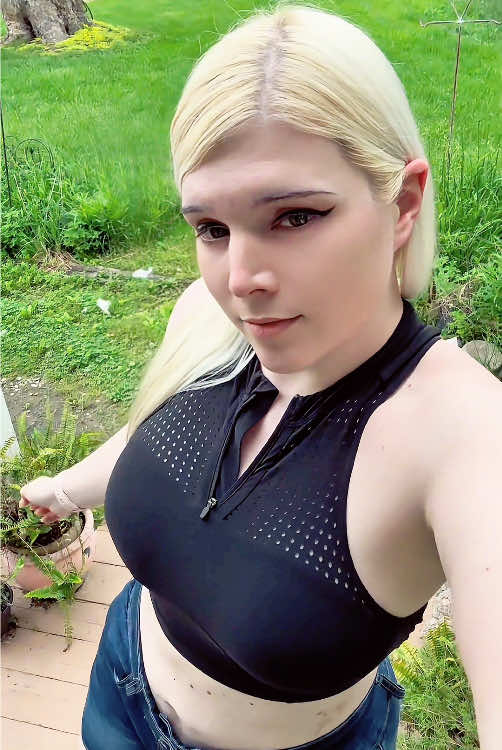 It’s midsection showing season 💝 #transgirl #lgbt #transgender #may #spiritualvibes 