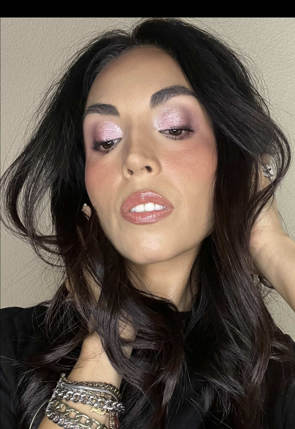 Petal soft glam with a touch of magic… 🌸✨ I went for a more soft and romantic look for my second try with my Nearly Natural palette from Glaminatrix Cosmetics and honestly I just fall in love more and more every time I use it, everything from the tones to the quality of their formula is… 🤌🏼 What tips of look would you like me to create next with it?  @Glaminatrix Cosmetics  Nearly Natural palette  Thank you so much Glaminatrix Cosmetics for sharing this stunning palette with me! 💕 #glaminatrix #glaminatrixcosmetics #indiemakeup #indiemakeupbrand #eyeshadow #eyemakeup #eyeshadowtutorial #makeuptutorial #pinkmakeup #softglam #softgirl #aesthetic 