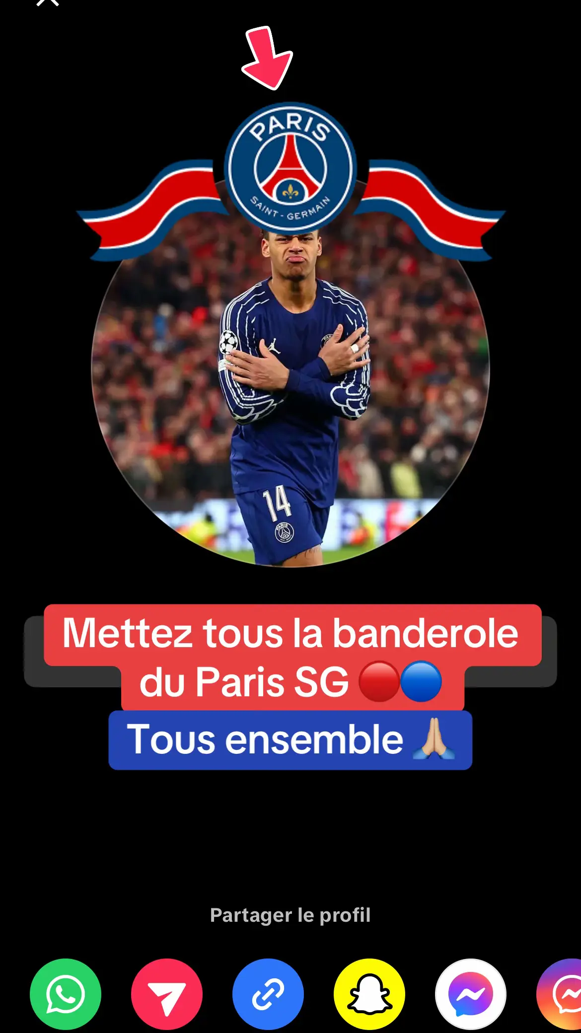À vous de soutenir le psg en arborant la banderole du #parissaintgermain #pourtoii 