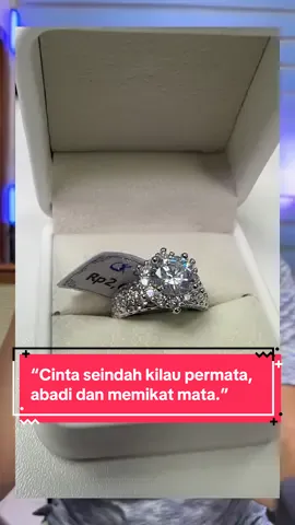 CHARDWICK – Definisi Baru Perhiasan Kelas Tinggi ✨ Elegan. Bold. Tak Lekang Waktu. Chartwick, hadir sebagai simbol gaya yang kuat dan persona. ✅ Material premium, desain menawan, tahan lama, anti-karat ✅ Cocok untuk Bagi wanita ✅ Dikemas dalam eksklusif box, lengkap dengan sertifikat #chardwake #perhiasanpremium #aksesoriskuat #gayahidupmewah #cincinkekinian #cuantanpabatas #wibgajian #smartlive 