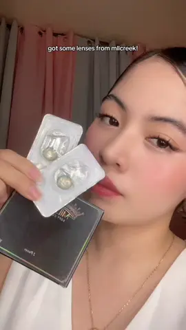 and it's vv lightweight to wear! #fyp #millcreek #millcreekcontactlens #hybridkittengreen #lenserrcommendation #gradedlenses 