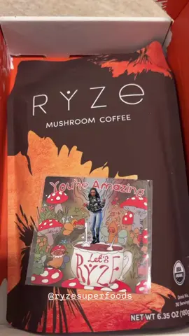 #coffeetiktok #coffee #coffeelover #mushroomcoffee @ryzesuperfoods   🍄‍🟫☕️♥️😋