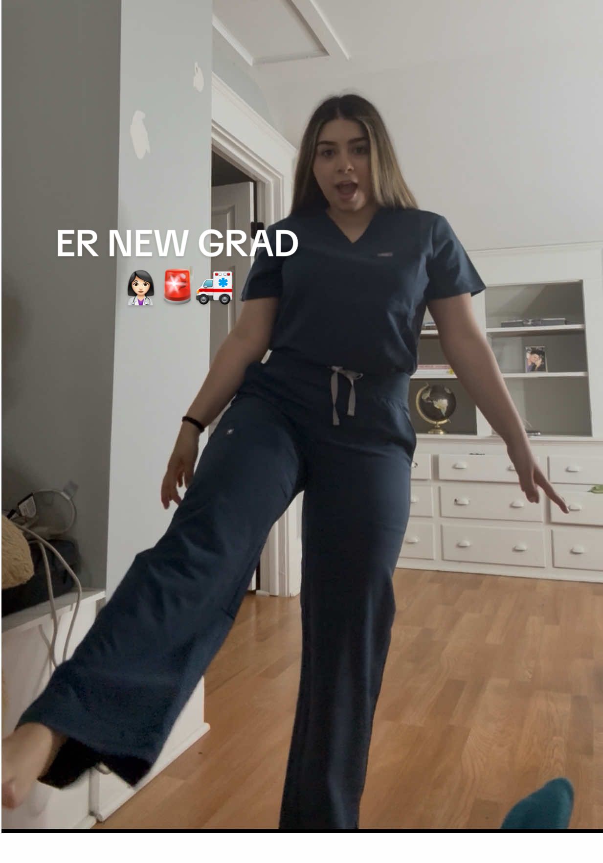 Life after nursing school gets better 😌 #isabelwideleg #emergencyroomnurse #nurse #newgradnurse #fy #registerednurse #chicago #figs 