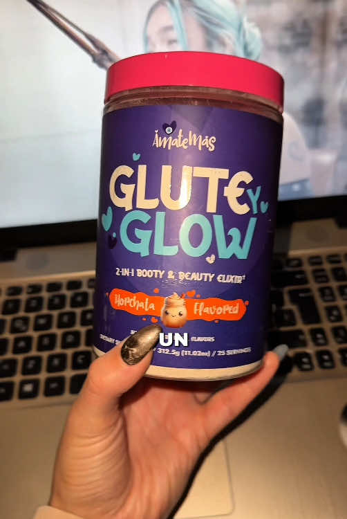 Karol G nos reveló la fórmula para aumentar el volumen de los GLÚTEOS 🔥🍑 ##gluteos #creatina #creatine #gluteandglow #workout #gym #mujeres #karolg #glutesworkout 