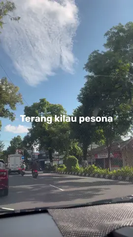 lagu wajib pas nikahan gue nih “rapsodi - @JKT48” #rapsodi #jkt48 #lyrics #liriklagu #fyp #foryou #jkt48edit #jkt48edit #jkt48newera 