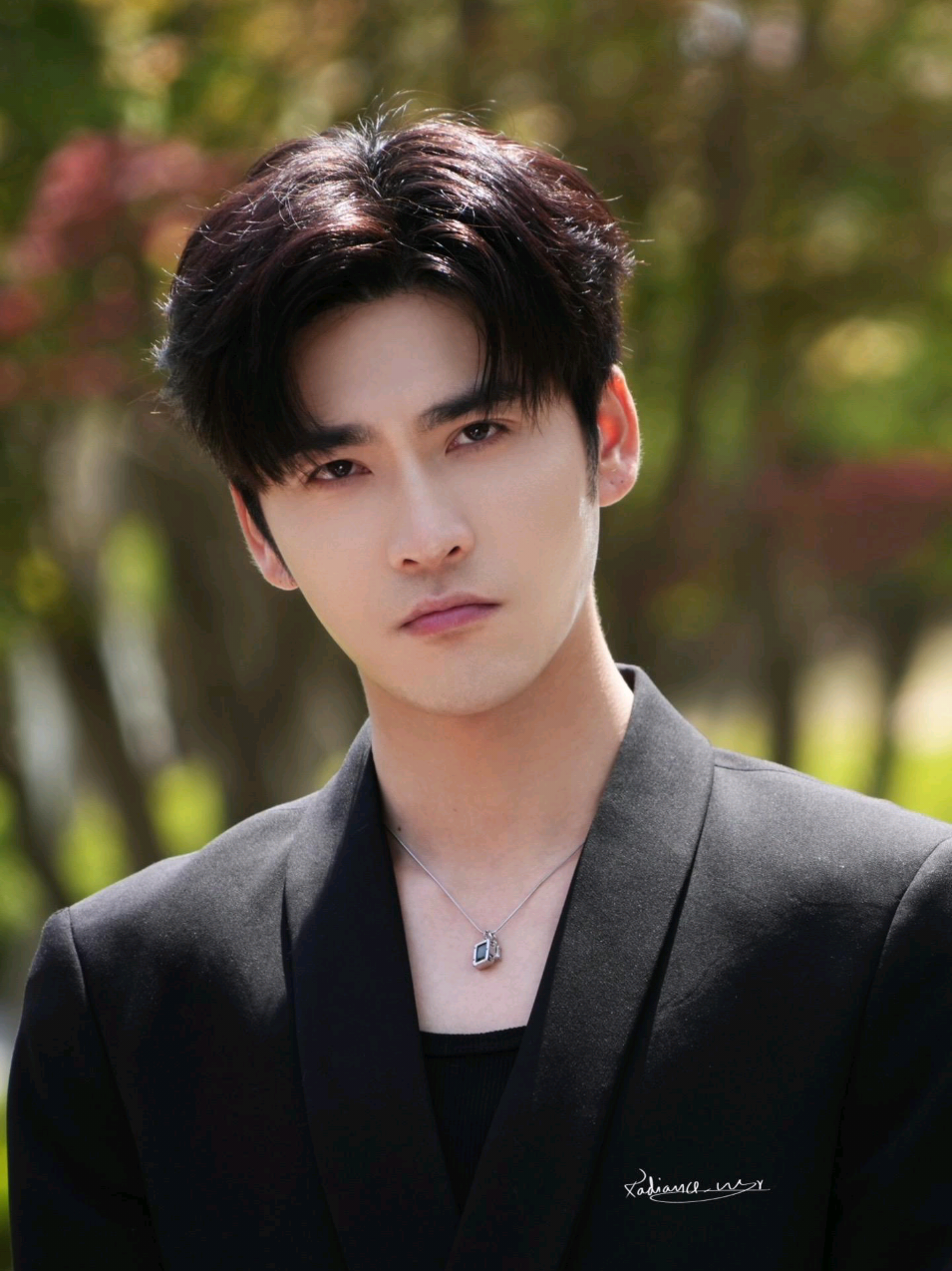Terlalu Tampan🖤 #WangYiran 