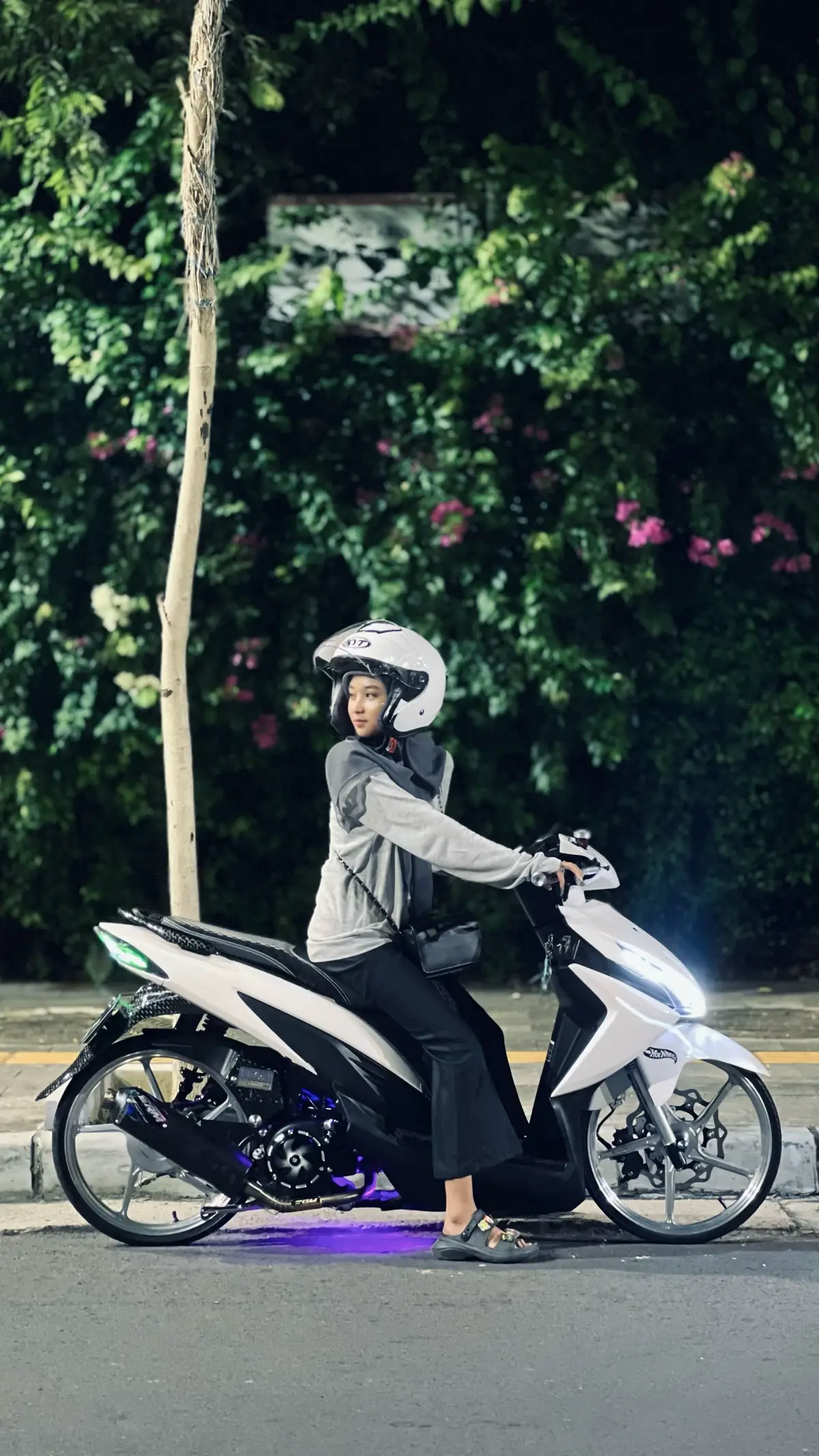 absen rabu gaul 🥰❤️‍🩹