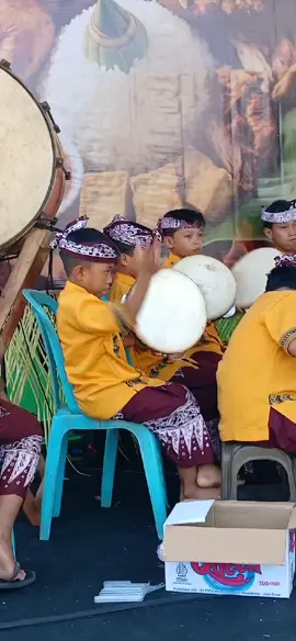 kelendi akademi pilot siji iki lur?? #fyp #lagujawa #gendingosing #kemiren #gendingosing #gandrungbanyuwangi #fypシ #barongkemiren #laguviral 