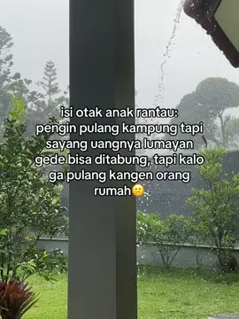 sehat sehat anak rantau #fypku #beranda #hujanmasihair #fyp #cikarangpeople 