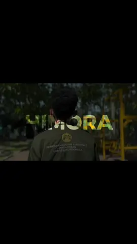 [VIDEO COMPANY PROFILE HIMORA UI 2025] Halo teman-teman perkantoran!👋🏻 HIMORA UI adalah Himpunan Mahasiswa Administrasi Perkantoran Universitas Indonesia yang menjadi wadah pengembangan, aspirasi, dan kebersamaan bagi seluruh mahasiswa Administrasi Perkantoran. Tahun ini, kami hadir dengan visi dan semangat baru, serta langkah yang lebih berani. 🤝 Inilah kami, wajah baru HIMORA UI 2025 yang siap untuk tumbuh bersama, bergerak bersama, dan membawa perubahan yang lebih baik.✨🚀 Yuk, kenalan lebih dekat lewat video company profile berikut ini!😆 Narahubung： Keisha: (keishaarh/082299035707) Silvia: (sazahcra/0895617010937) Departemen Kominfo HIMORA 2025 #HIMORA2025 #SatukanGenggamanWujudkanImpian #foryoupage #fyp #universitasindonesia 
