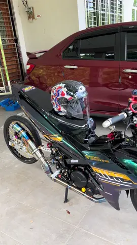 Helmet main peranan🤭🔥#y15 #y15zr #y15zrmalaysia #y15zrvietnam 