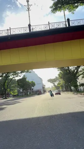 indak taragak lewat jalan ko sanak?
