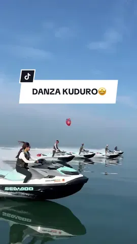 Jetskian + sound Danza Kuduro😎🤙  #seadoo #seadoolife #seadooindonesia #seadoosafari #seadoosafarijakarta #jetski #jetskijakarta #pulauseribu #viraltiktok #fyp 