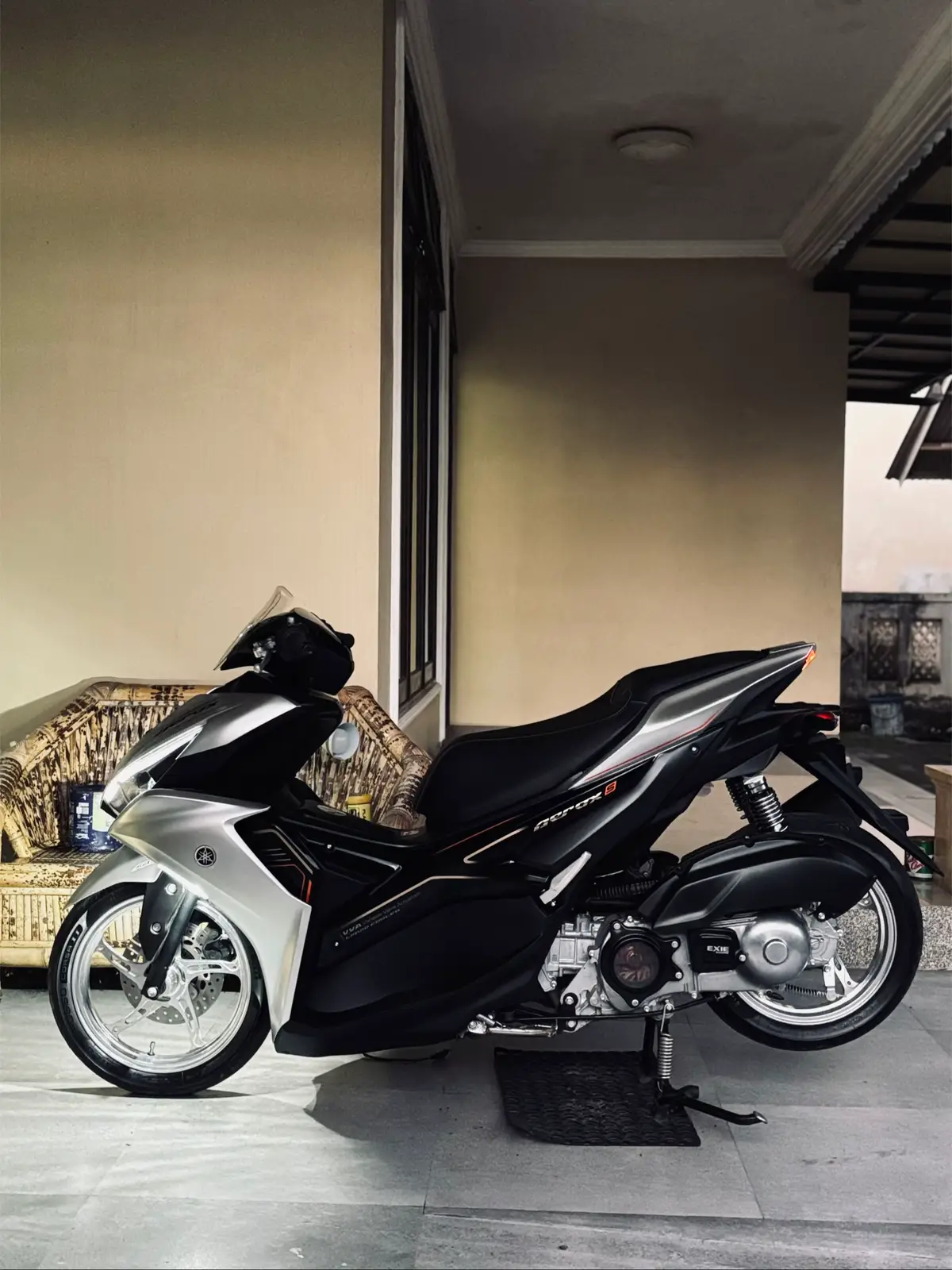 #fypageシ #fypシ #fypシ #fy #fypシ゚viral #masukberanda #aeroxabs #aroxabssilver2024 #aeroxconnected #aeroxdownsize #aeroxganteng #aeroxmodifikasi #fotoaeroxganteng #fotoshootaerox #fotoaeroxkece #velgbintanglautvnd #creatorsearchinsights 