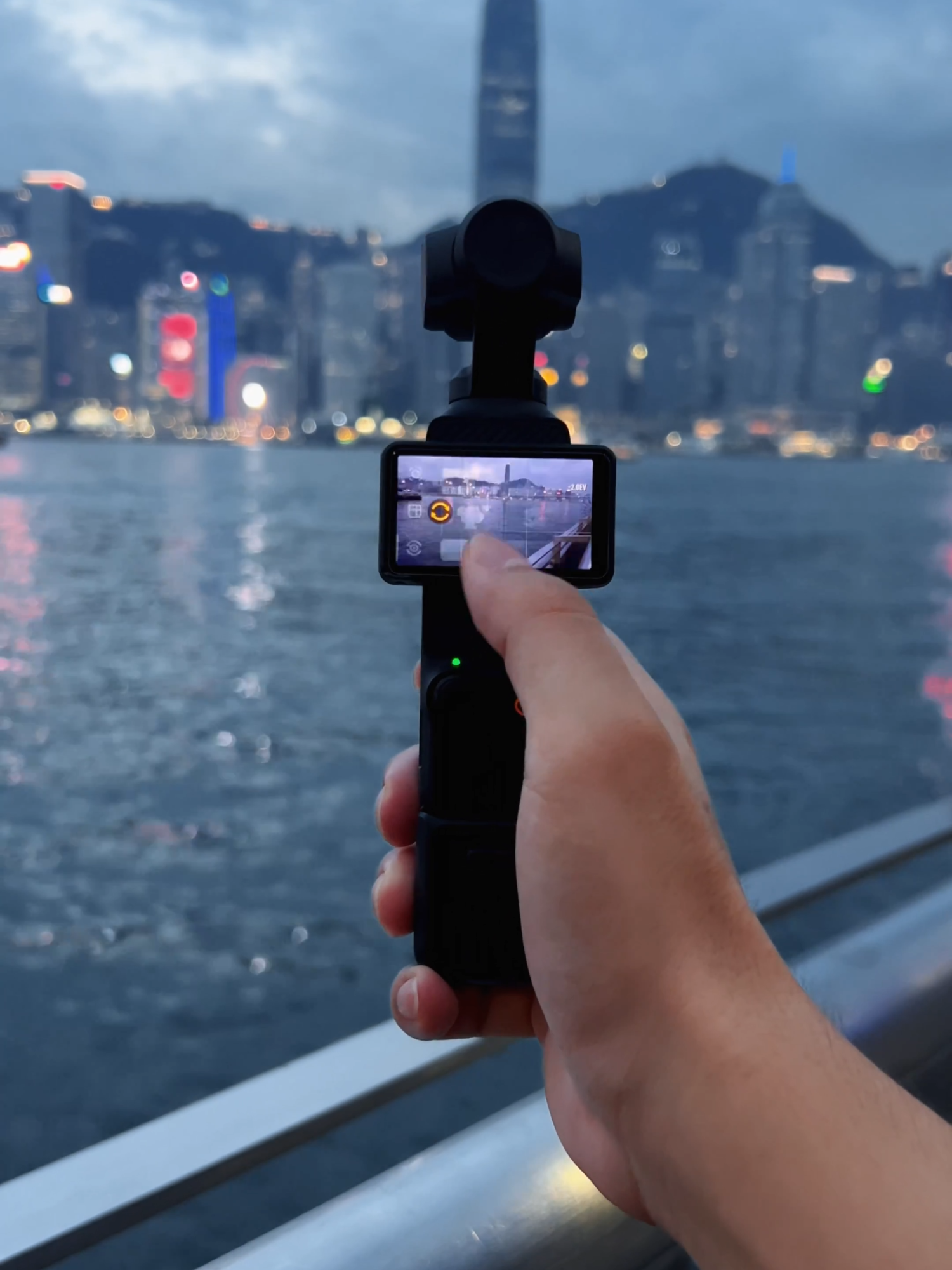 How do you frame the harbour? 📸Osmo Pocket 3’s quiet glide catches ferries, light, breath. Your calm corner? 🌊 #djiosmo #osmopocket3 #hongkong #travelvlog #pocketcamera #fyp