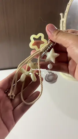 Loncengnya lucu🥸 #bagcharm #cutebagcharm #gantungantas 