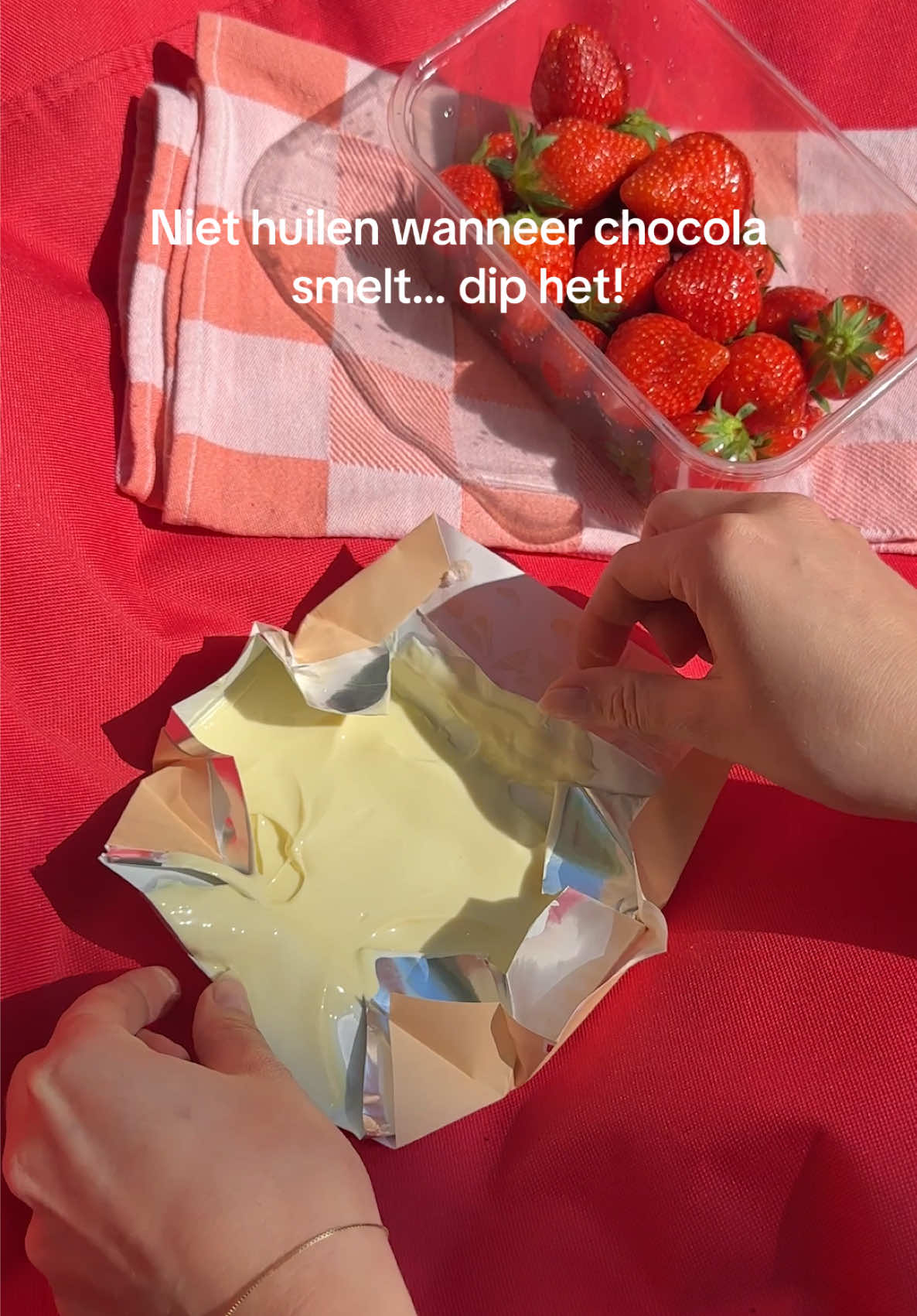 Met wie wil jij dit maken?🍓🍫🤤