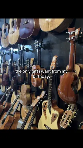 new guitar pleaseeee#guitar #acousticguitar #fyp 