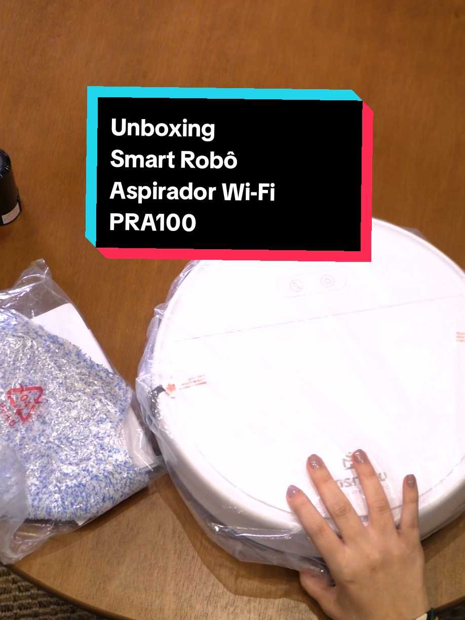 Aquele #unboxig que todos amam! Ele tem tudo o que você precisa pra começar a automatizar a limpeza do dia a dia.  Seu primeiro robô inteligente tem nome: Smart Robô Aspirador Wi-Fi PRA100. 💙 Garanta já o seu! #roboaspirador #limpeza #casa #casanova #CasaInteligente #aspirador