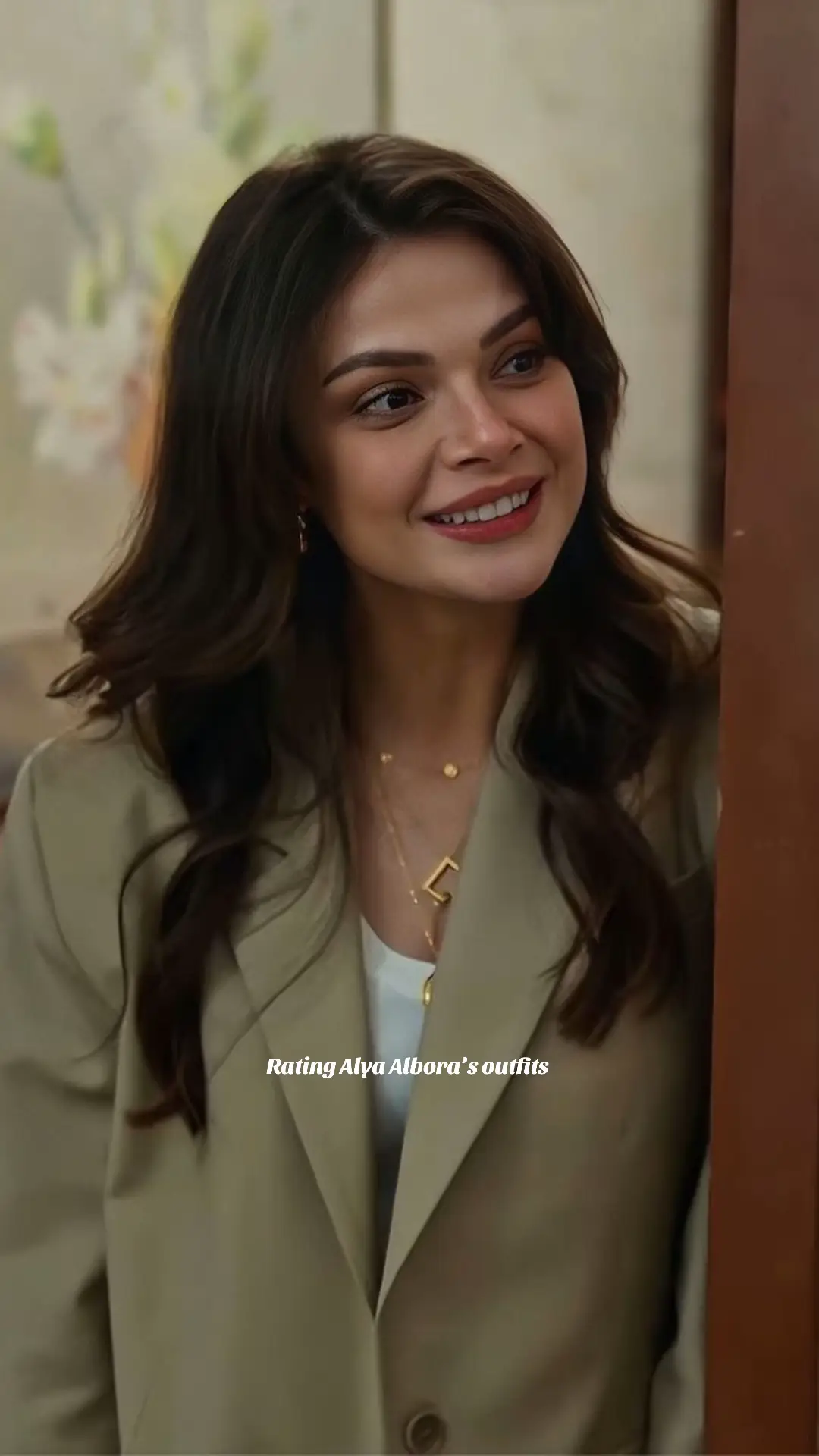 Her stylist and hairstylist is doing really good#turkishseries #turkishcouple #keşfet #alyaalbora #usaksehir 