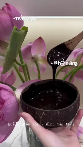 Muốn da trắng mịn thì chị em đừng quên tắm bột ca.fe thường xuyên nhé #uyenriviu #xuhuong #bottamtrangthiennhien #thanhoattinhcafe #trangdatainha 