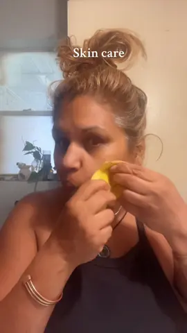 #skincare #skincareroutine #bananapeel #womenwellness 