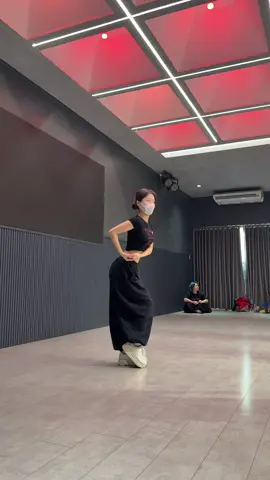 @Han Sara dance practice Themesong - #emxinhsayhi ✨ #hansara #exsh 