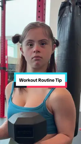 Tip for a good workout routine: Don’t compare yourself to others. Especially your sister. Who lifts more than your max 🫣 #gymmotivation #workoutroutine #gymtips #fyp