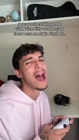 impossível ficar parado quando toca essa, o GTA com as melhores músicas é o Vice City