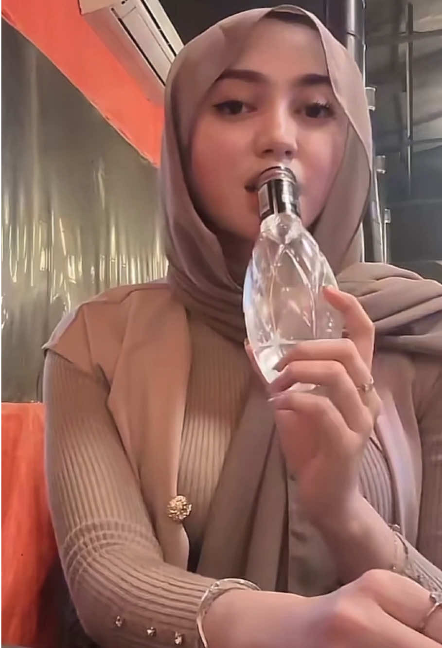 Live evanur aw🥰 #fypシ゚viral #fypage #jilbabhits #Liveaddict #AddictLive #jilbabsekolah #jilbabcantik #jilbabers #jilbabtiktok #jilbabterbaru #jilbabrajut #jilbabgede #jilbabkekinian #rajutketat #hijabtobrut #dressrajutketat #fypシ #foryoupage #jilbab #livertobrut #tobrutbaik #tiktokhijab #livejilbab #livehijab #liveforthechallenge #live #hijabsekolah #bocilbarbar #bocilhijab #hijabitiktok #hijabrajut #hijabmenonjol #hijabkethijabcrt #hijabsma #bahancrt #hijabtobrutal💦 #hijabtobrut #hijabboba #jillbobs #hijabmalay #hijabindonesia #hijabindo #fyppppppppppppppppppppppp #fypdongggggggg #foryoupage #foryourpage #foryoupage❤️❤️ #yasminvelya #hijabgym #gym #GymTok #gymmotivation #hijabgymoutfit #niswahbm #yayaarasyid #nadyavittt #alyajelita